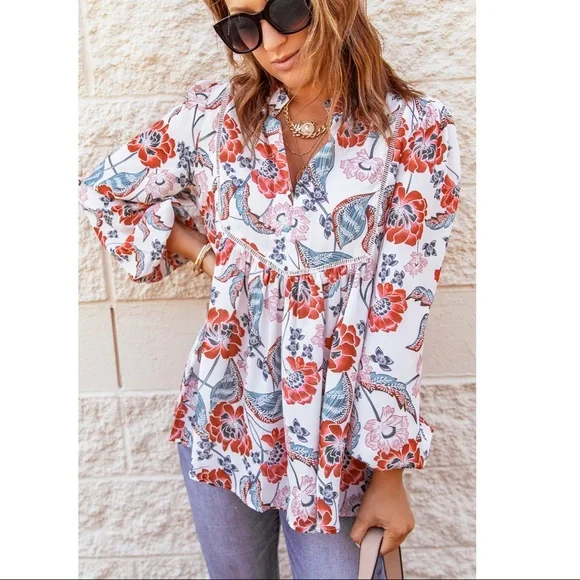 Red Split Neck Bubble Sleeve Floral Patchwork Blouse - Picture 1 of 6